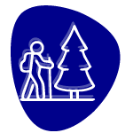 Piktogramm einer wandernden Person mit Rucksack neben einem Baum auf blauem Hintergrund